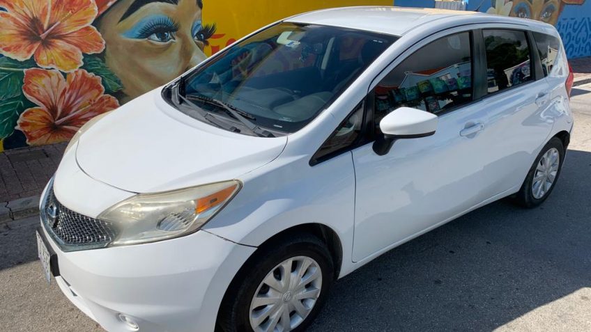 Nissan Versa Note - een stage op curacao